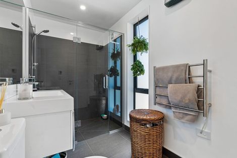 Photo of property in 4 Stamper Lane, Arthurs Point, Queenstown, 9371