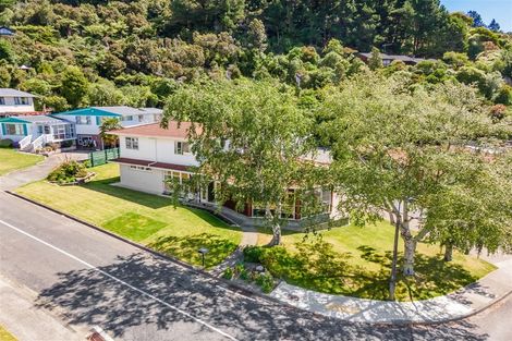 Photo of property in 2 Glenrae Grove, Silverstream, Upper Hutt, 5019