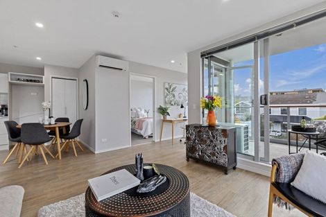 Photo of property in Norfolk Apartments, 201/19 Bute Road, Browns Bay, Auckland, 0630