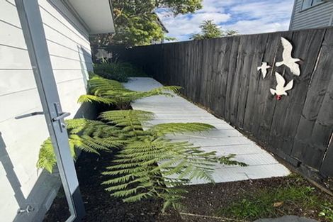 Photo of property in 120a Awaruku Road, Torbay, Auckland, 0630