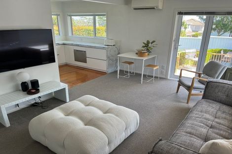 Photo of property in 1/6 Northboro Road, Hauraki, Auckland, 0622