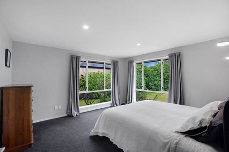 Photo of property in 33 Rempstone Drive, Halswell, Christchurch, 8025