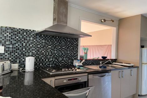 Photo of property in 59a Staveley Avenue, Mount Roskill, Auckland, 1041