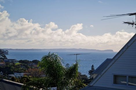 Photo of property in 203/585 Beach Road, Rothesay Bay, Auckland, 0630