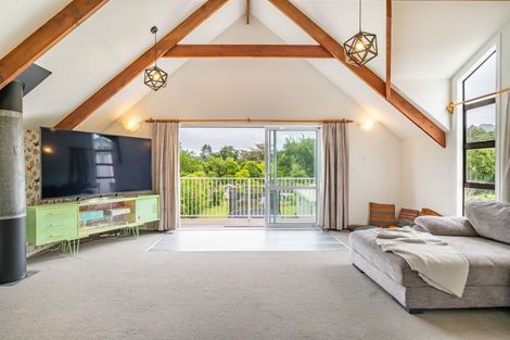 Photo of property in 15 Poole Crescent, Wainuiomata, Lower Hutt, 5014