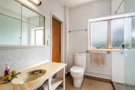 Photo of property in 107 Norwood Road, Bayswater, Auckland, 0622