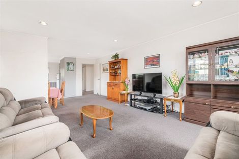 Photo of property in 1/25 Tirohunga Drive, Henderson, Auckland, 0612