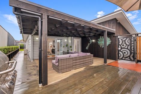 Photo of property in 187a Wallace Road, Mangere Bridge, Auckland, 2022