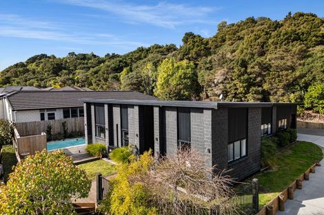 Photo of property in 10 Ellesmere Close, Pyes Pa, Tauranga, 3112