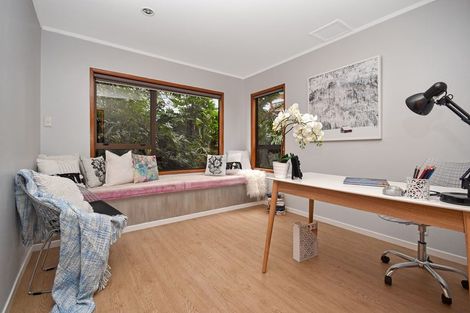 Photo of property in 24 Danbury Drive, Torbay, Auckland, 0630