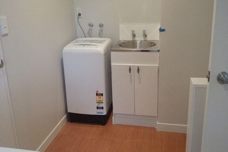 Photo of property in 5 Waicola Drive, Fitzherbert, Palmerston North, 4471