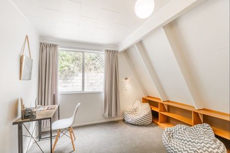 Photo of property in 82b Raumati Road, Raumati Beach, Paraparaumu, 5032