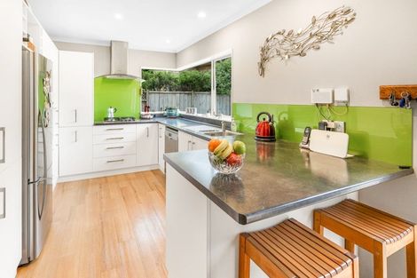 Photo of property in 4 Hereford Place, Grandview Heights, Hamilton, 3200