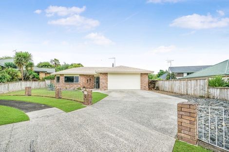 Photo of property in 4 Hereford Place, Grandview Heights, Hamilton, 3200