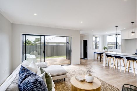 Photo of property in 21 West Place, Greenmeadows, Napier, 4112