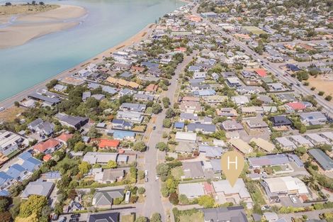 Photo of property in 2/47 Celia Street, Redcliffs, Christchurch, 8081