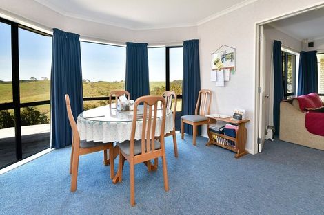 Photo of property in 128 Spur Road, Stillwater, Silverdale, 0993