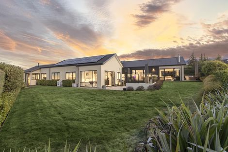 Photo of property in 47 Minaret Ridge, Wanaka, 9305