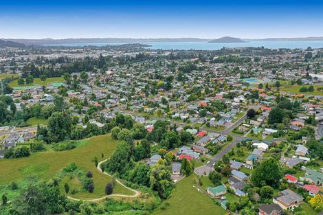 Photo of property in 11 Norrie Place, Hillcrest, Rotorua, 3015
