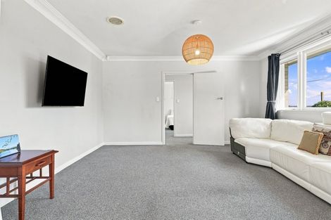 Photo of property in 11 Glenbrook Road, Karaka, Papakura, 2580