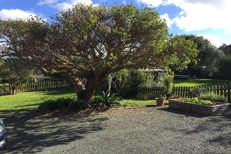 Photo of property in 6 Kendale Drive, Leigh, 0985