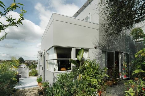 Photo of property in 703a Great North Road, Grey Lynn, Auckland, 1021