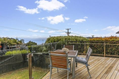 Photo of property in 103 Stanmore Bay Road, Stanmore Bay, Whangaparaoa, 0932