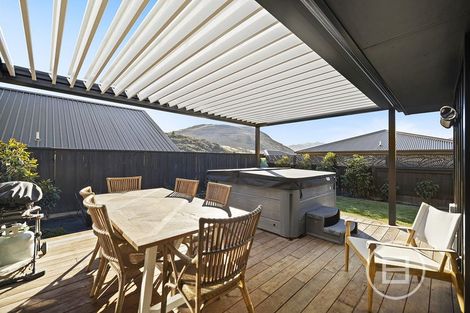 Photo of property in 96 Jack Hanley Drive, Jacks Point, Queenstown, 9371