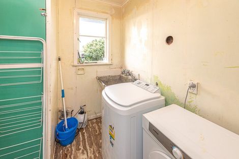 Photo of property in 22 Ashton Terrace, Castlecliff, Whanganui, 4501