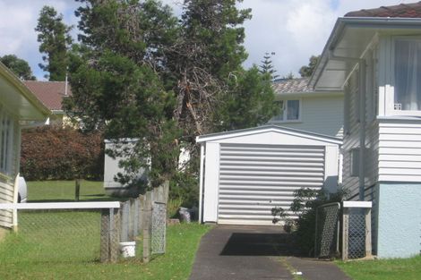 Photo of property in 62 Greenslade Crescent, Northcote, Auckland, 0627