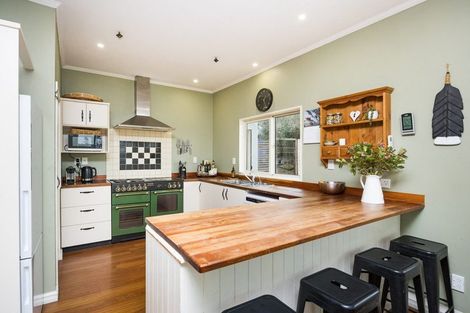 Photo of property in 780 Halcombe Road, Halcombe, 4775