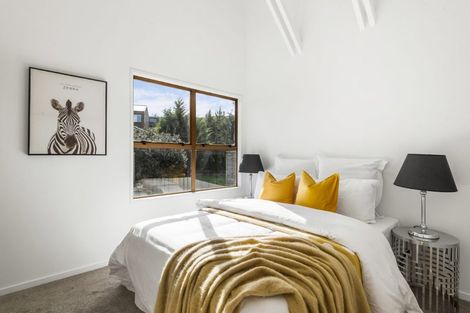 Photo of property in 2/55 Monarch Avenue, Hillcrest, Auckland, 0627