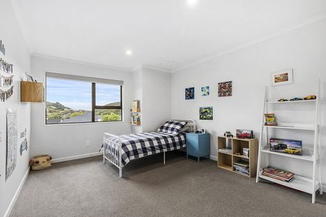 Photo of property in 11 Eclipse Lane, Whitby, Porirua, 5024
