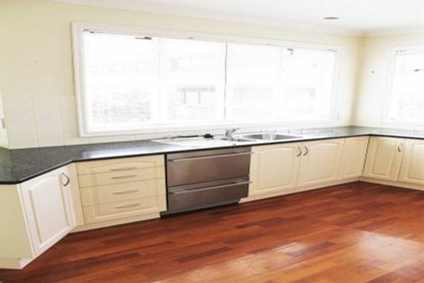 Photo of property in 12b Karetu Road, Greenlane, Auckland, 1051
