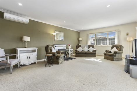 Photo of property in 1/32 Nile Road, Milford, Auckland, 0620