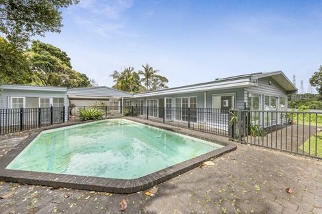 Photo of property in 1 Pakuranga Road, Pakuranga, Auckland, 2010