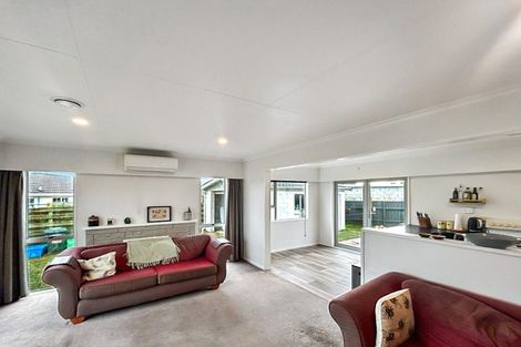 Photo of property in 3 Palliser Place, Milson, Palmerston North, 4414