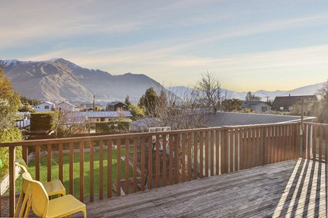 Photo of property in 37 Hunter Crescent, Wanaka, 9305