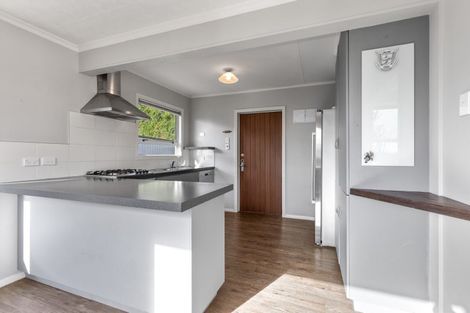 Photo of property in 31 Queens Road, Glen Avon, New Plymouth, 4312