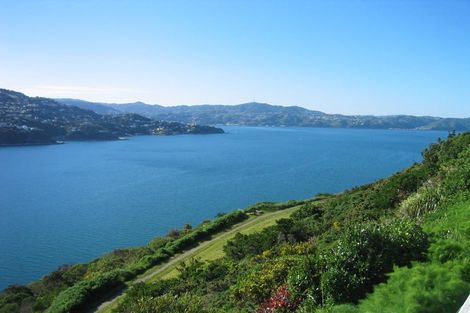 Photo of property in 9 Rangitane Street, Maupuia, Wellington, 6022