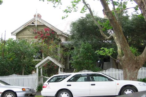 Photo of property in 37 Hakanoa Street, Grey Lynn, Auckland, 1021