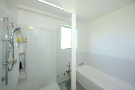 Photo of property in 40 High Street, Hawarden, 7385