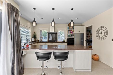 Photo of property in 16 Le Quesnoy Place, Cambridge, 3434