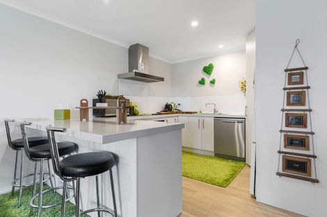 Photo of property in 14 Fuller Street, Papamoa Beach, Papamoa, 3118