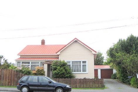 Photo of property in 16 Packe Street, Edgeware, Christchurch, 8013