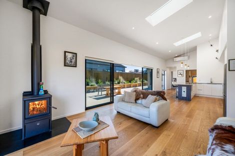 Photo of property in 14 Pounamu Avenue, Albert Town, Wanaka, 9305