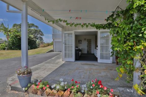 Photo of property in 24 Marsden Point Road, Ruakaka, 0116