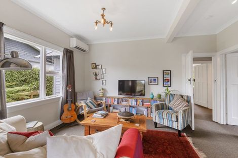 Photo of property in 80 Martin Avenue, Beckenham, Christchurch, 8023