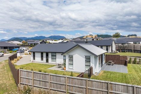 Photo of property in 67 Katania Heights, Brightwater, 7022