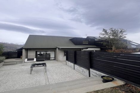 Photo of property in 127 Goldfield Heights, Queenstown, 9300